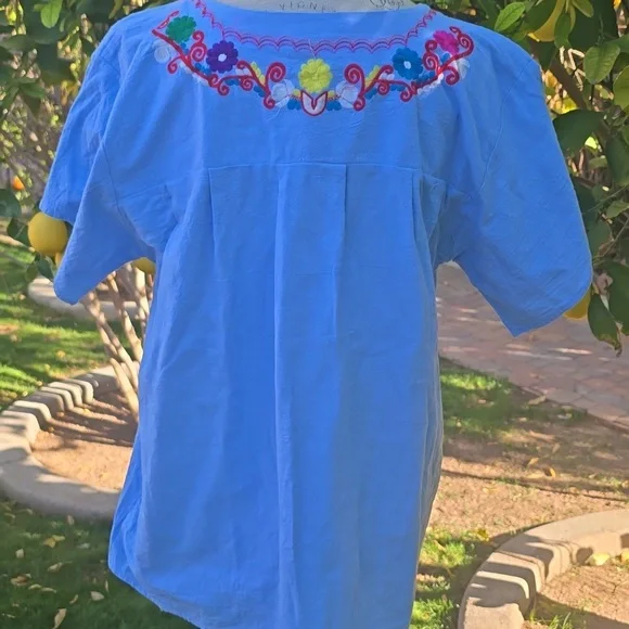 Floral Embroidered Women's Blouse in Blue - Picture 5 of 7